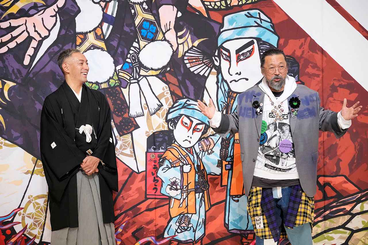 村上隆による「祝幕」をお披露目 十三代目 市川團十郎白猿 襲名披露