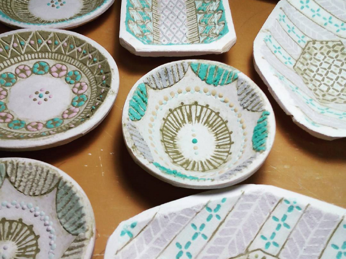 夏の食卓に美しいみずみずしさを届ける竹中悠記さんのガラス作品