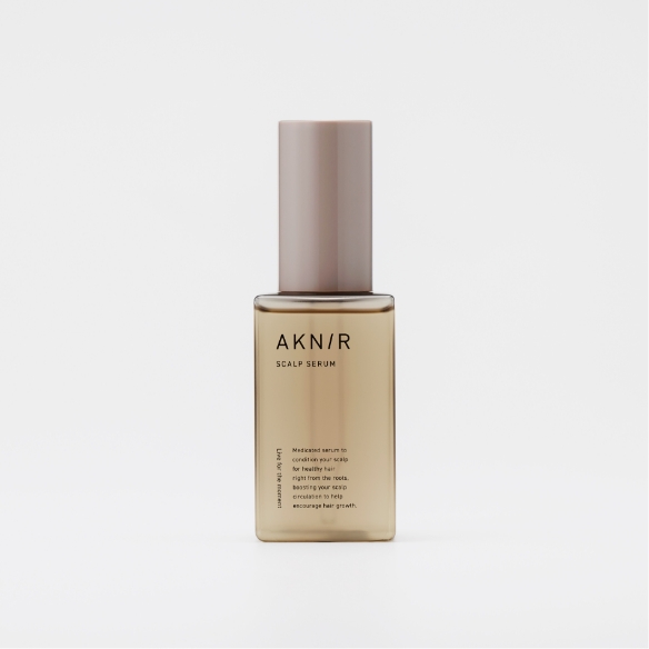薬用ヘアスカルプセラム【ローズ×サンダルウッド】｜AKNIR（アクニー