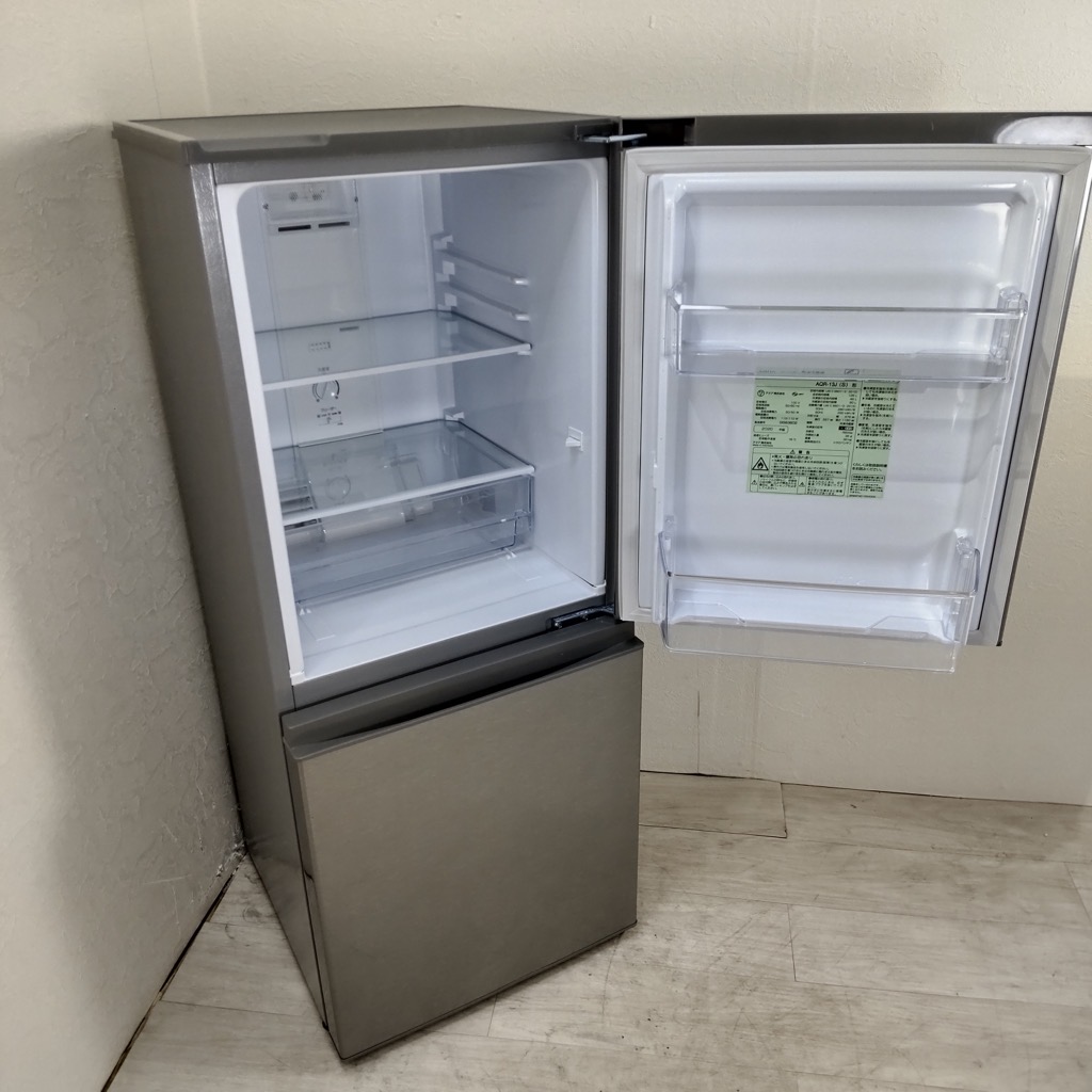 年式 126L スタイリッシュ 2ドア冷蔵庫 アクア AQR-13J-S 2020年製