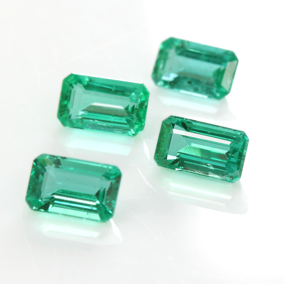 ビズー公式】エメラルド(ザンビア産)×ダイヤモンド K18/PTリング