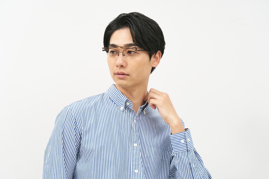 顔馴染み良い、ボストン型FLIP UP(跳ね上げ式)メガネ（ZF242014-43F1