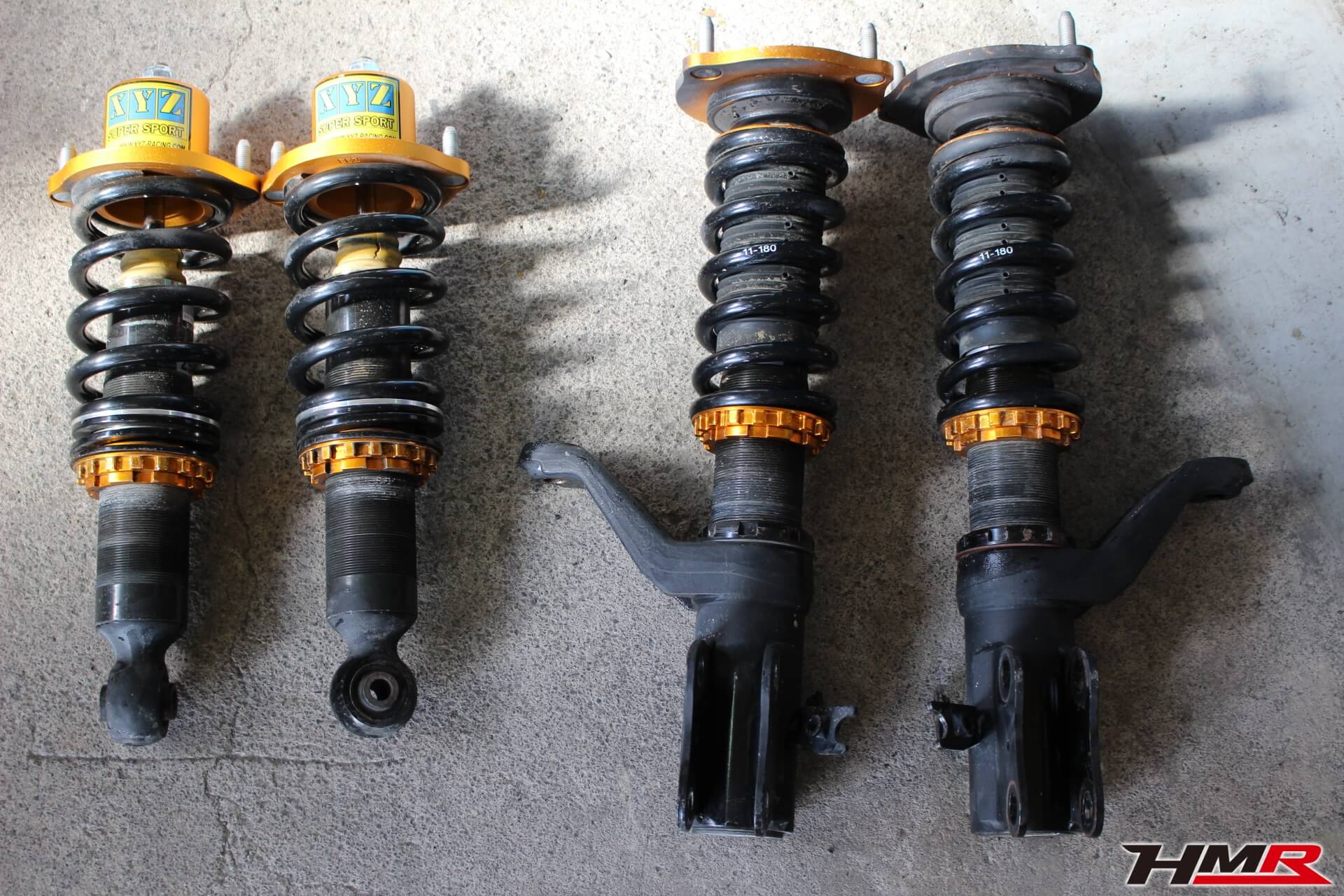 インテグラタイプR(DC5)抜け抜けの車高調を交換