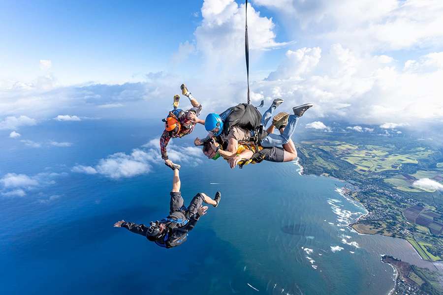 ハワイ ノースショア スカイダイビング（無料送迎サービス付き）