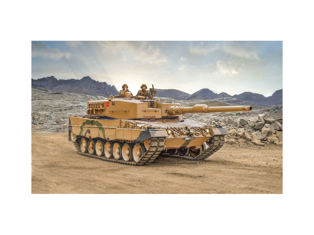 イタレリ 1/35ミリタリー 1/35 レオパルト2A4 | タミヤ