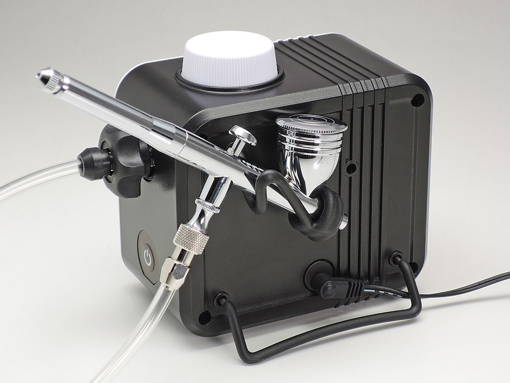 タミヤエアーブラシシステム スプレーワーク コンプレッサー