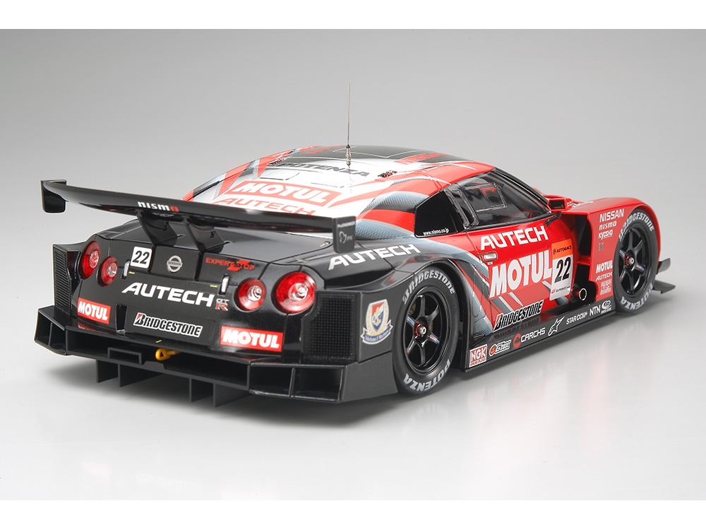 タミヤ 1/24 スポーツカーシリーズ XANAVI NISMO GT-R（R35） | タミヤ
