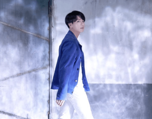 ジョングク(BTS) 香水、販売開始から約5時間で売切れ「さすが品切れ王