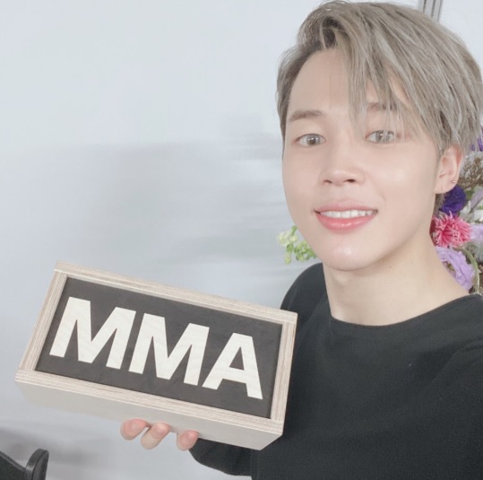 BTS ジミン Twitterの帝王に..「#Jimin」のハッシュタグが全世界で熱い