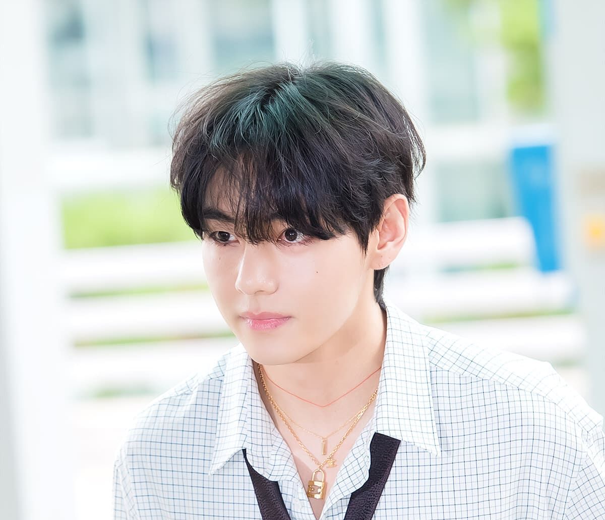 V (ブイ BTS) 最新ニュース ＆ プロフィール - K-POPアイドルの情報