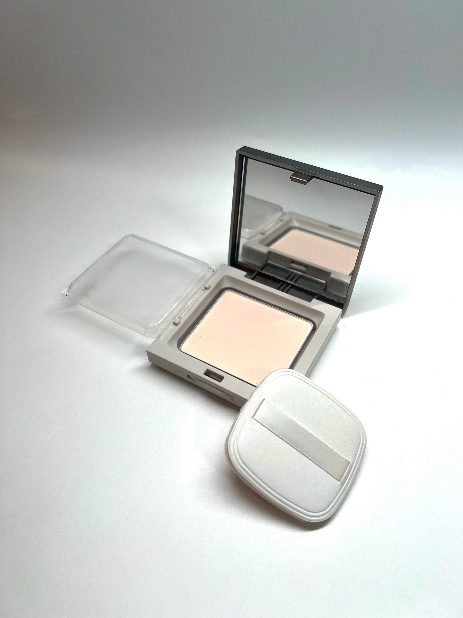 Yoshi☆プロフ要確認。犬飼ってます 0107スキンパウダー 0107】スキン