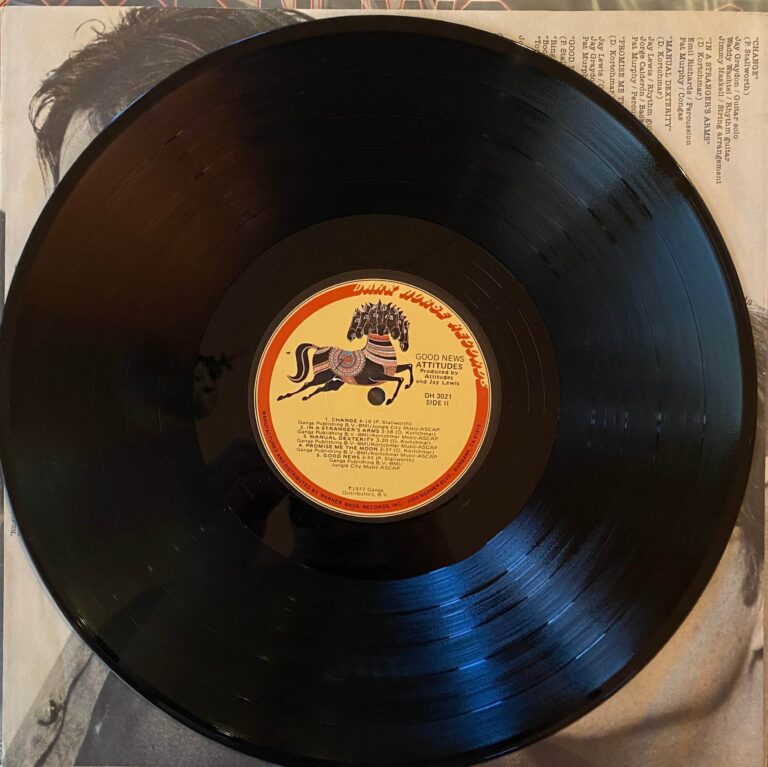 Attitudes / Good News - DAIEIRECORD