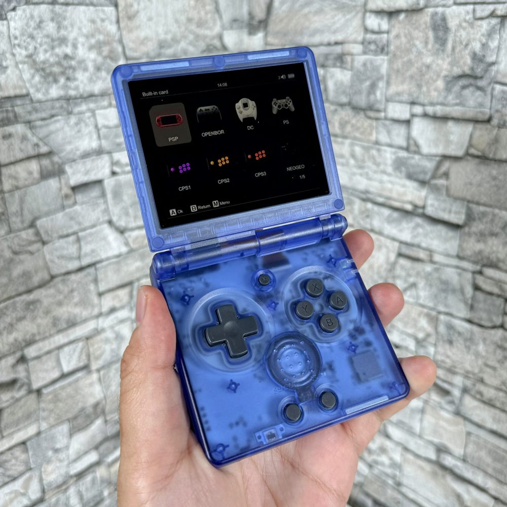 ゲームボーイアドバンスSPとソフト多数 ゲームボーイアドバンスSPと