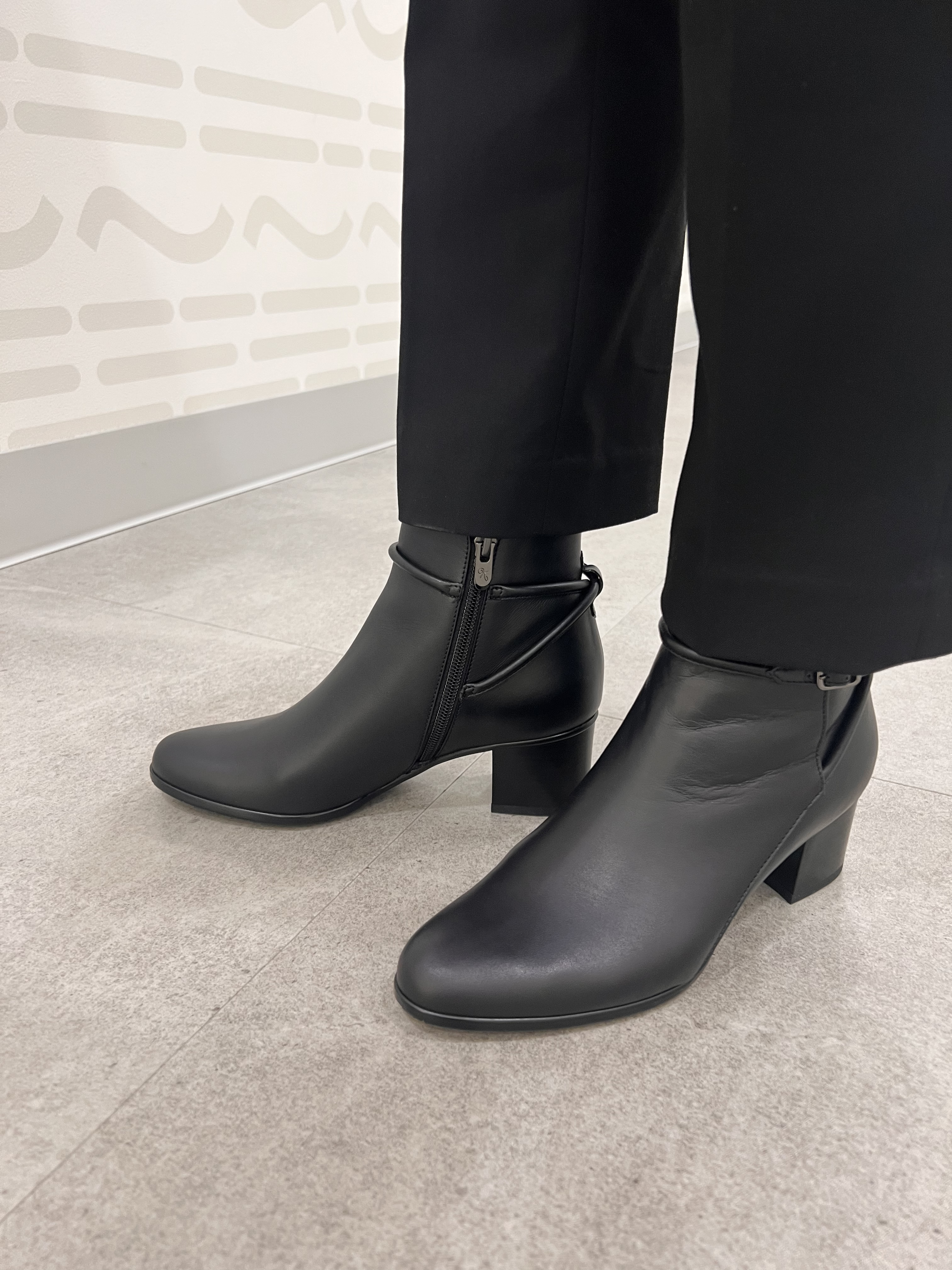 AQUA BELLシリーズのショートブーツです❗️ | 銀座かねまつ