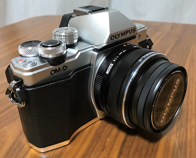 ソロモンよ。私はミラーレス「OLYMPUS OM-D E-M10 MarkII」に帰ってき