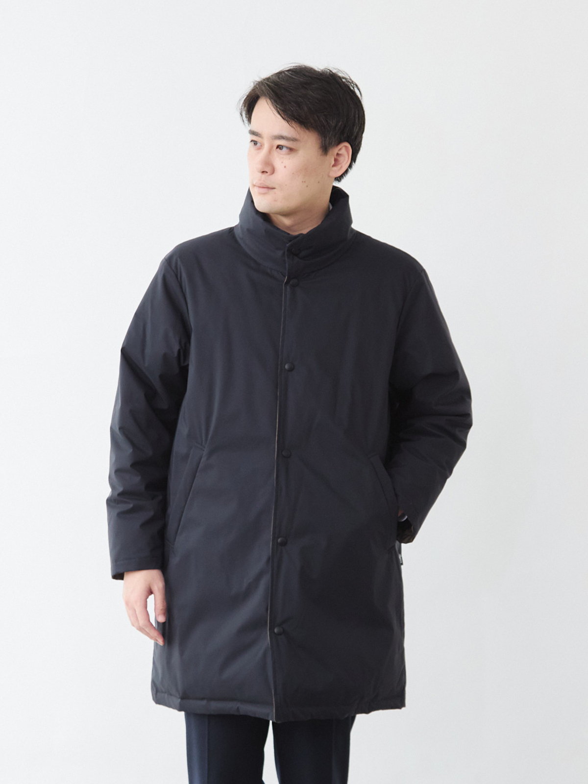 リバーシブル超軽量ロングダウン/ブラック×カーキ | Factelier