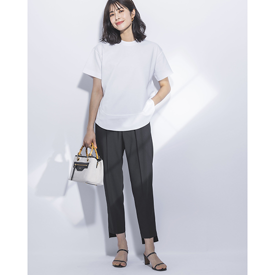 Dignite Collier]【ウォッシャブル】裾切替えバックスリットカットソー