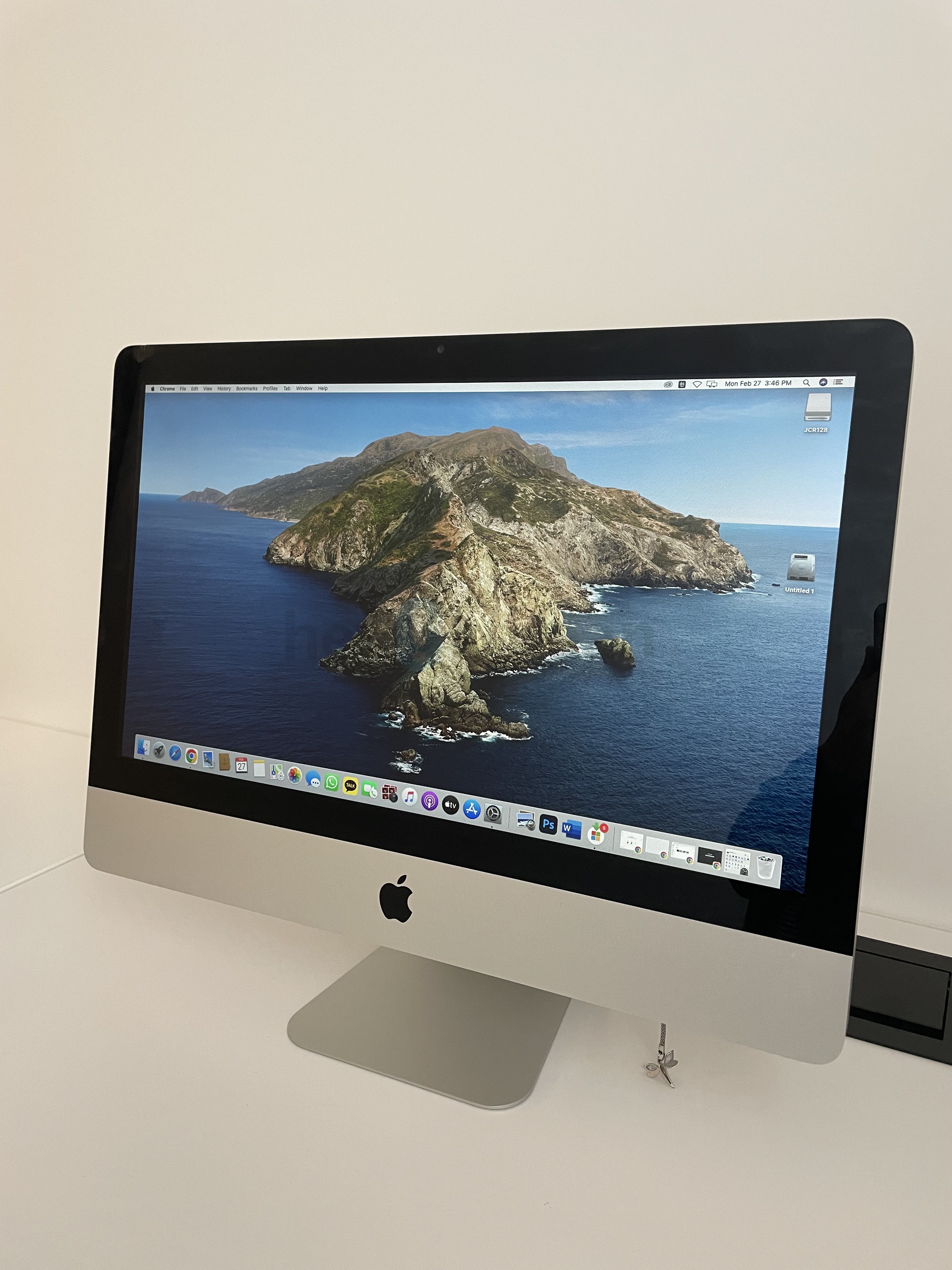 Apple iMac 2011 + magic keyboard & mouse