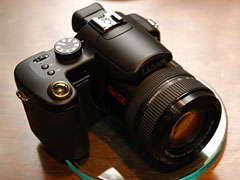 パナソニック、1,010万画素になった光学12倍ズーム「LUMIX DMC-FZ50」