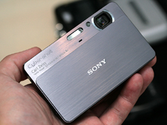 ソニー、「サイバーショットDSC-T700」がiFデザイン賞の金賞に