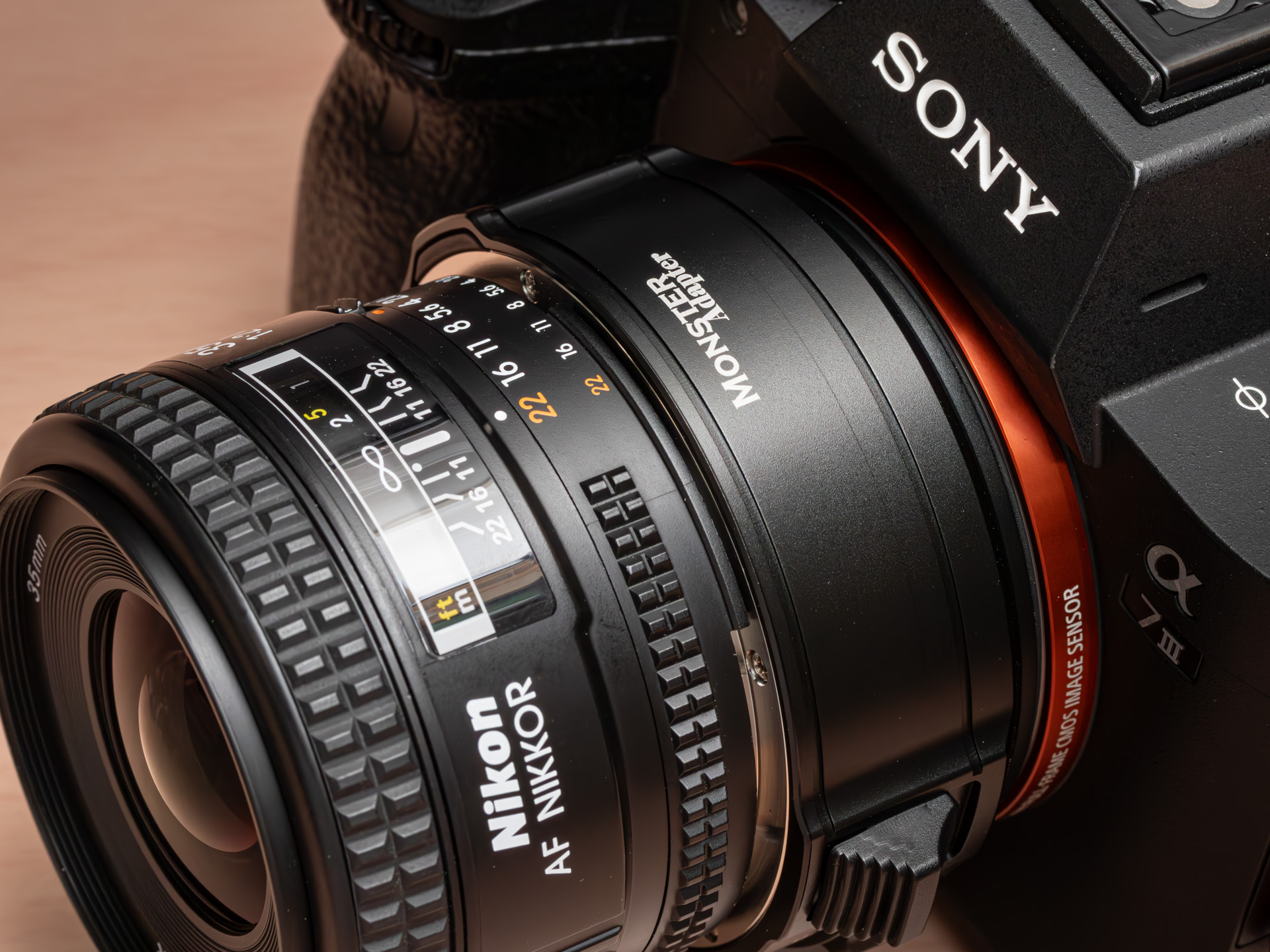 デジカメアイテム丼：ついに登場！「Dタイプニッコール」でAFできるE