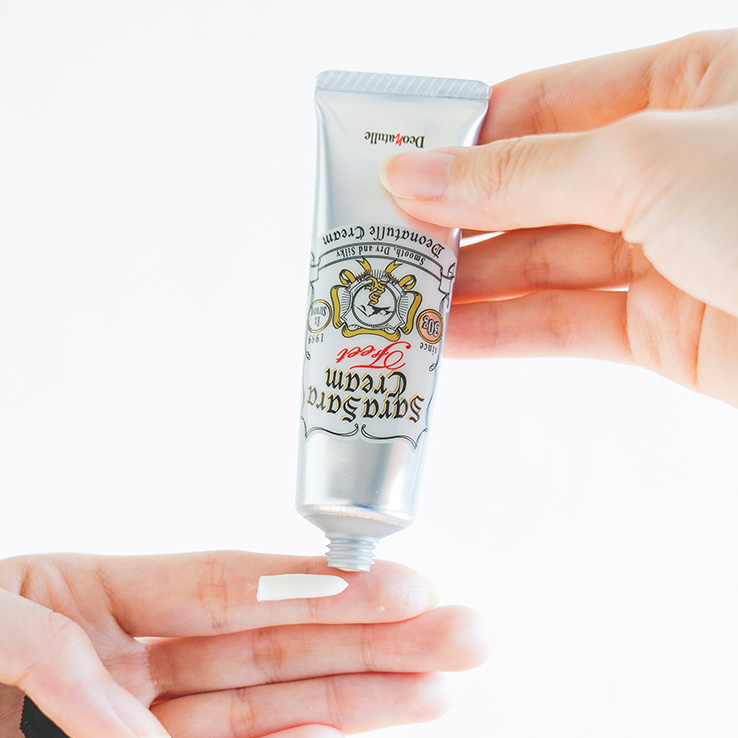 デオナチュレ 足指さらさらクリーム | 直ヌリ制汗デオドラント