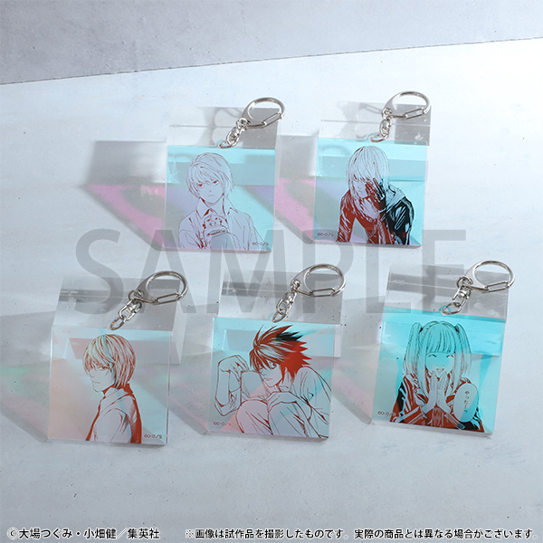 オーロラアクリルキーホルダー／ニア | DEATH NOTE EXHIBITION-Revival