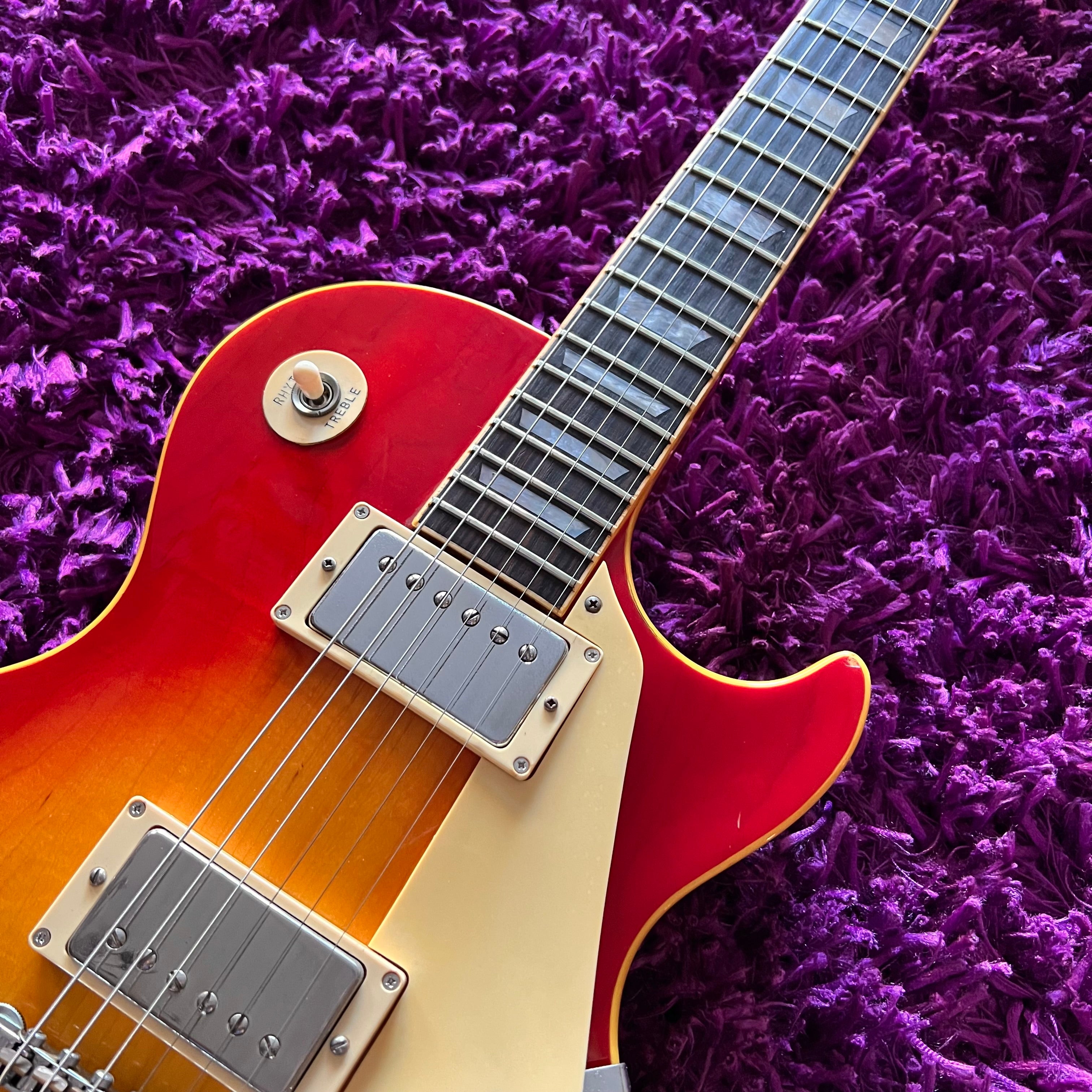 1977 Greco EG-700 Les Paul Standard Plain Maple Top Cherry