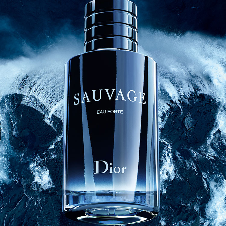 ソヴァージュ オー フォルト 60mL:ディオール(DIOR)の通販｜DEPACO