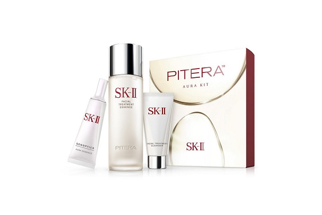 SK-Ⅱ(エスケーツー)〉の化粧水で、うるおい続く美肌を目指そう