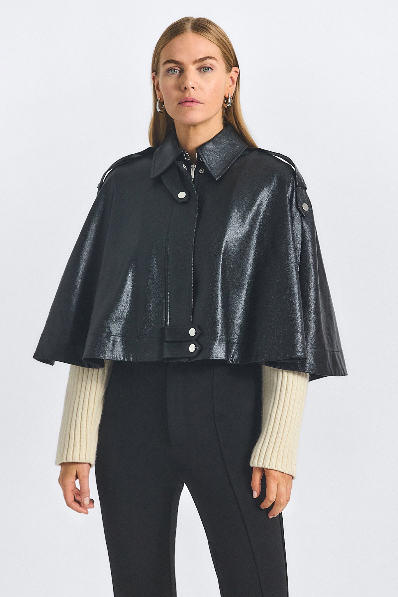 Beatrix Coated Twill Cape With Knitted Sleeves - Black – Derek Lam