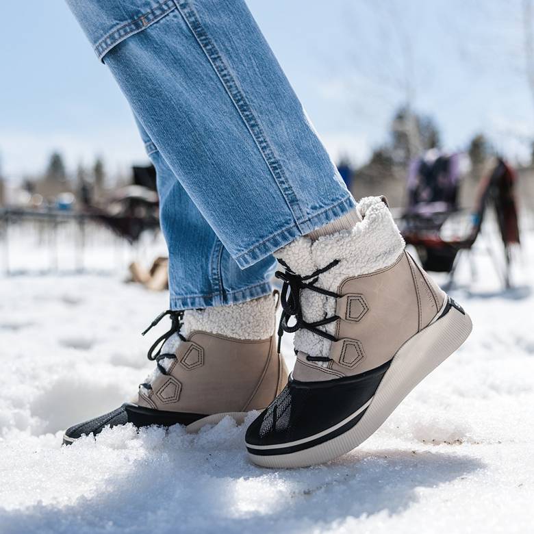 SOREL Women's Out N About IV Chillz Waterproof Boot | Publiclands