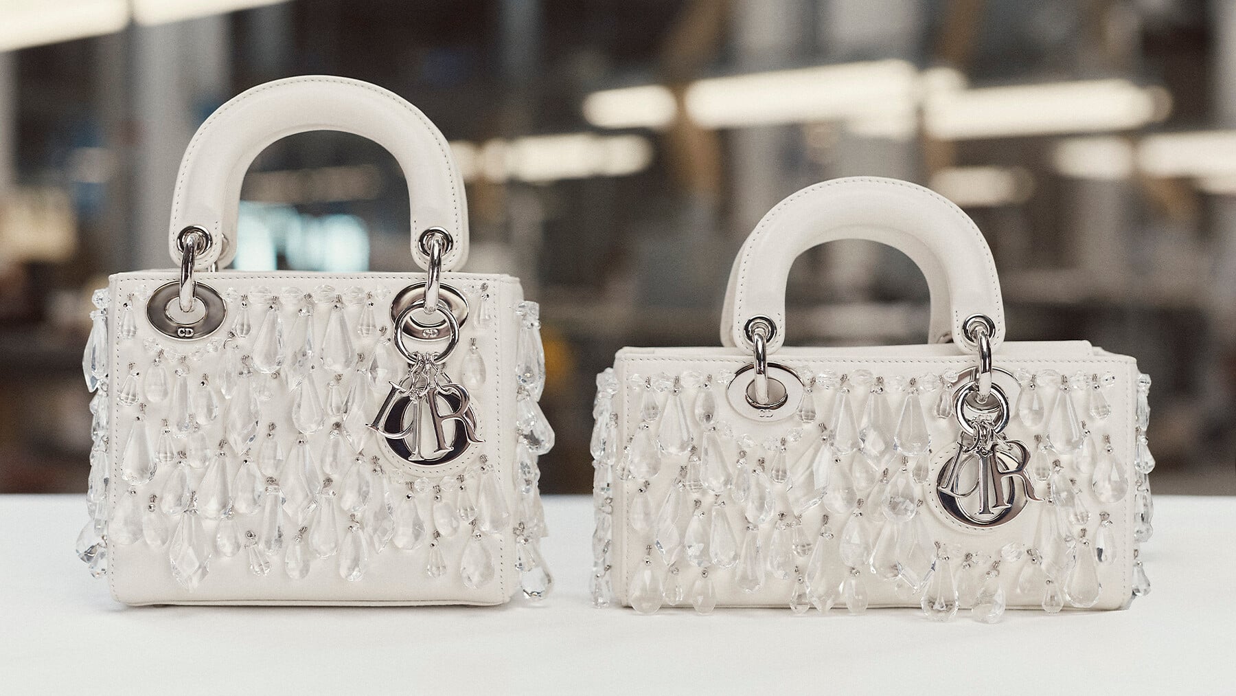 DIOR | 「レディ ディオール トランスペアレント ドロップ」 - news