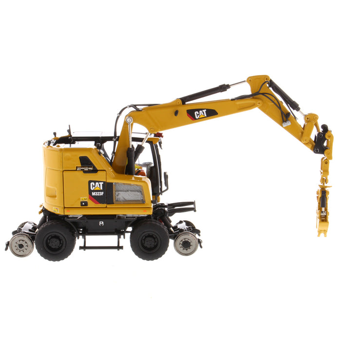 Cat® M323F Railroad Wheeled Excavator - Cat Yellow Version