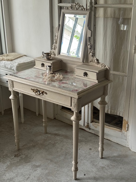 リボンとバラ装飾ドレッサー | フランスアンティークショップディフェ