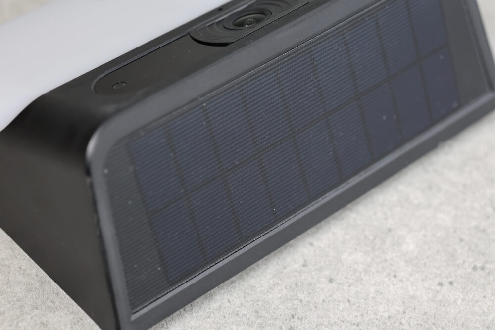 Eufy Solar Wall Light Cam S120はワイヤレスの防犯カメラとして