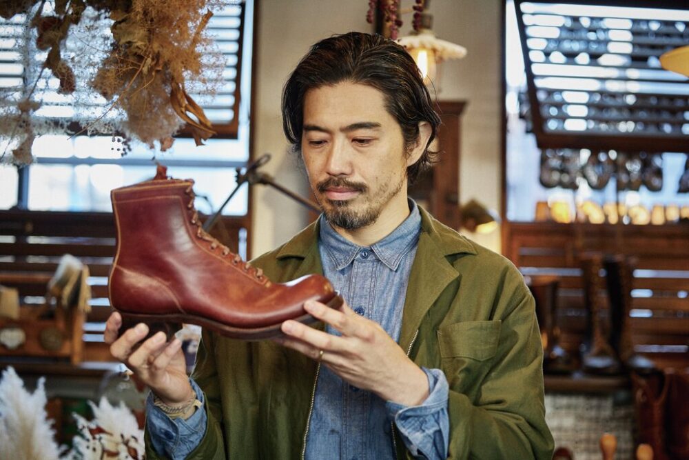 CLINCH（クリンチ）」がたどり着いたドレスの香りを纏うヘビーなブーツ