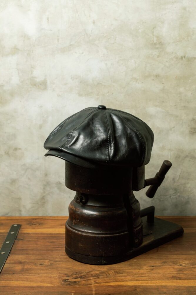 革ジャン職人が手掛ける、経年変化するレザーハット気にならない