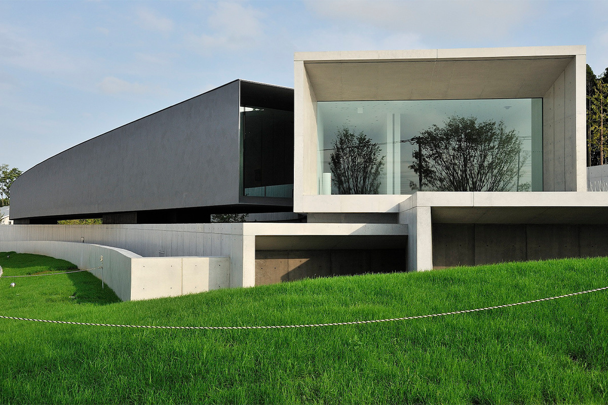 日本初の写実絵画専門美術館《ホキ美術館》 | Discover Japan