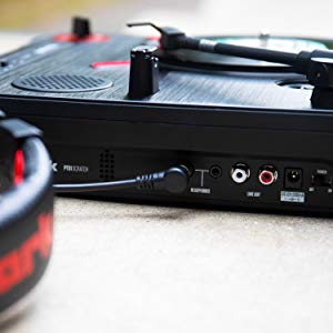 Numark PT01 Scratchでいつでもどこでもスクラッチ。乾電池でも動く