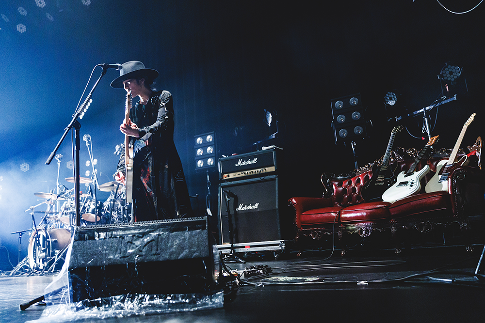 deadman、ソールドアウトの大手町三井ホールで大充実の25周年