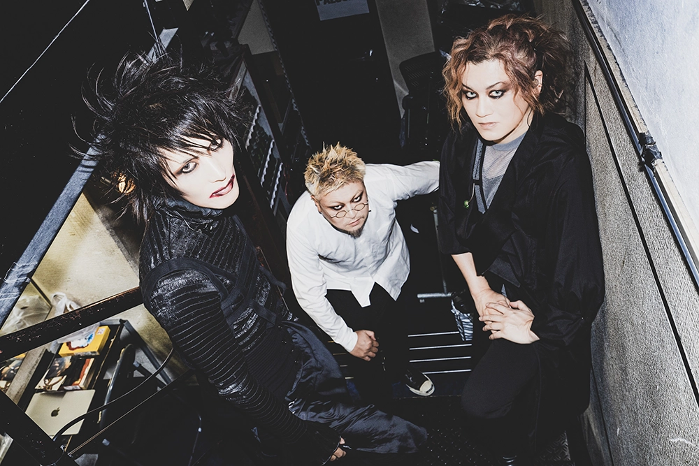 cali≠gari、ニュウアルバム『17』を引っ提げ、全国ツアー「cali≠gari