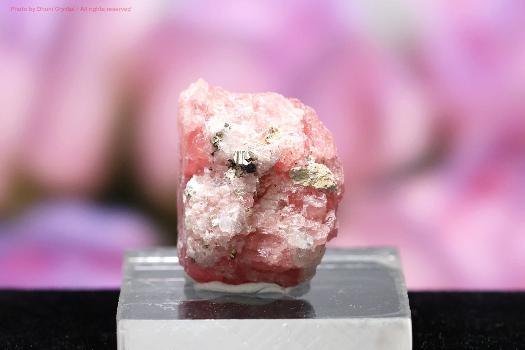 インカローズ 天然石 愛と情熱を象徴するロードクロサイト