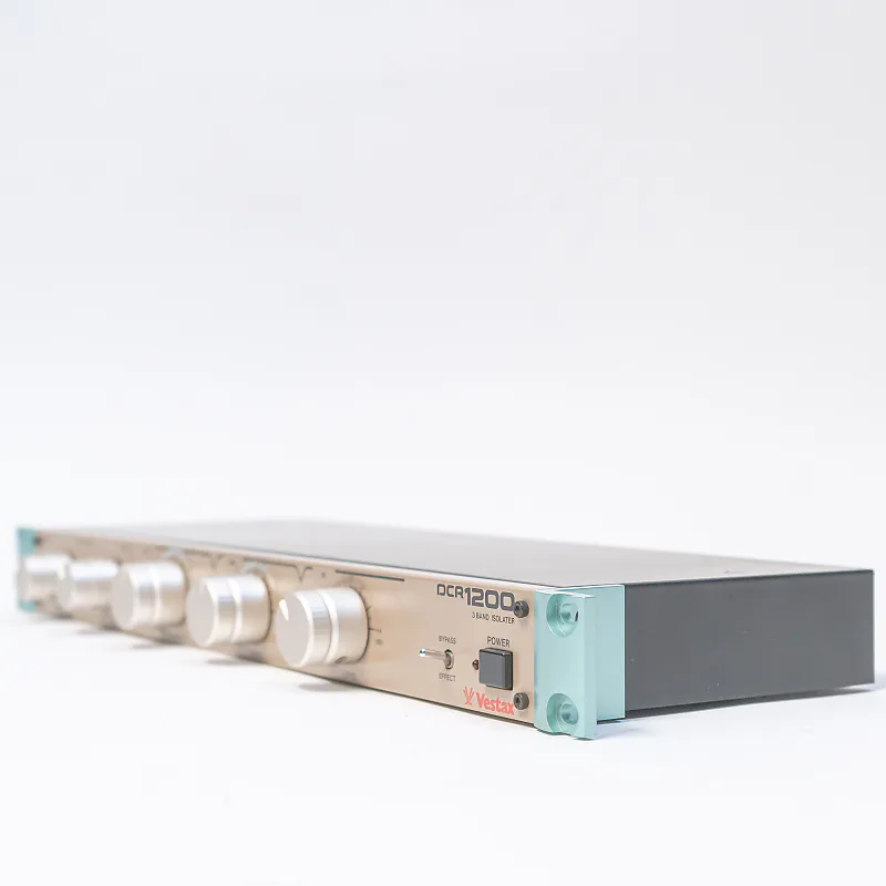 アイソレーター DCR-1200 | DJ機材レンタルセンター
