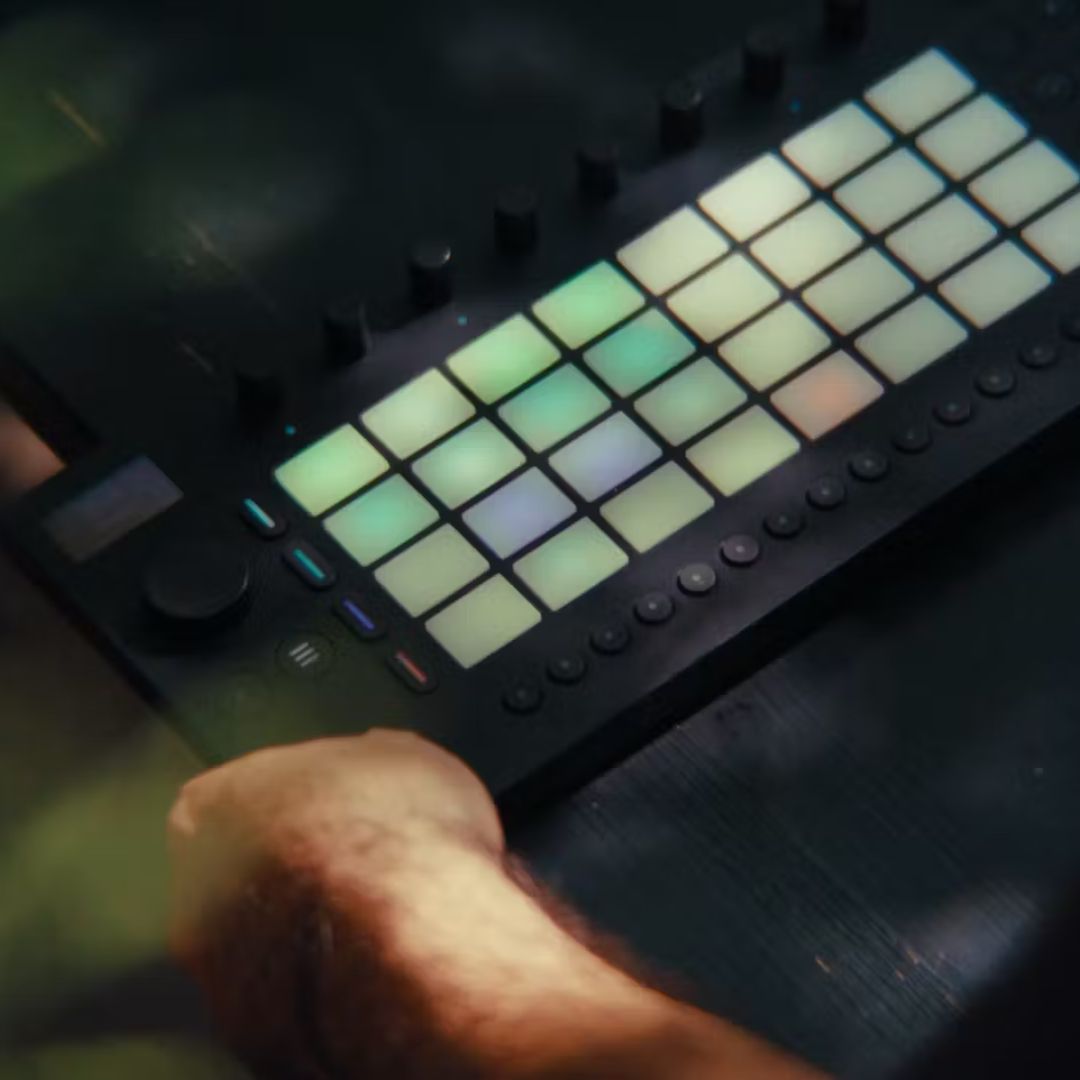 Ableton Move Standalone Portable Intuitive Music Making Tool - DJ