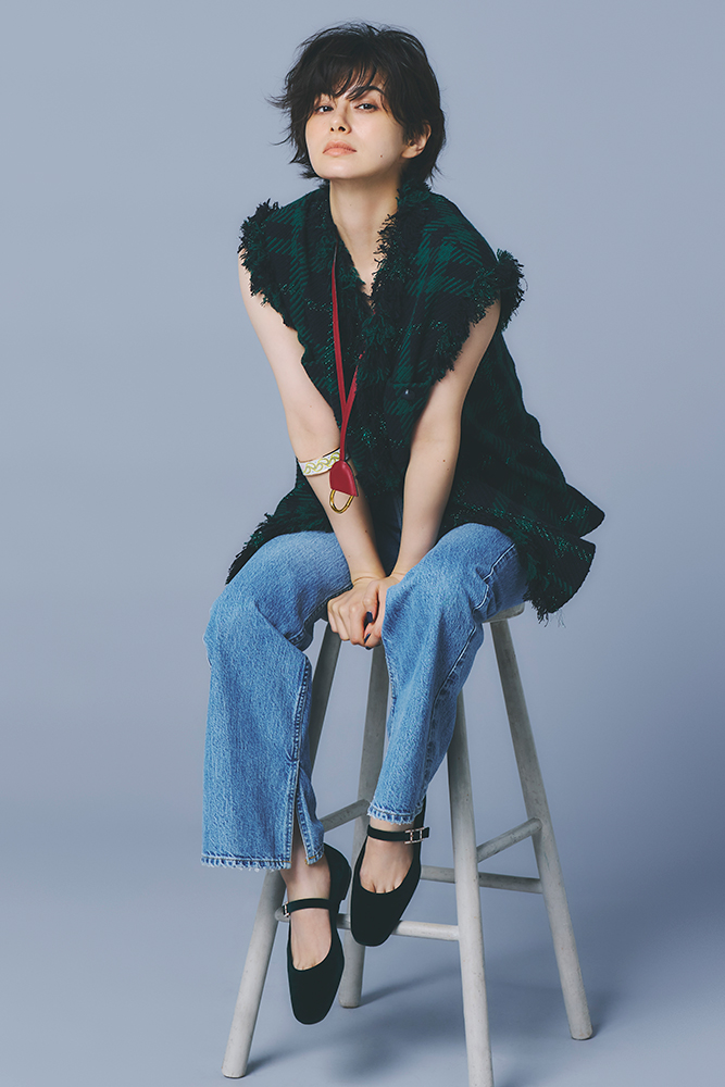 憧れブランドの「メリージェーン的フラット靴」は今から楽しめる秋