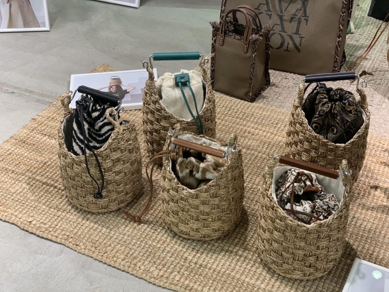 全色欲しい！ A VACATION初のかごバッグの全貌をレポート【展示会速報