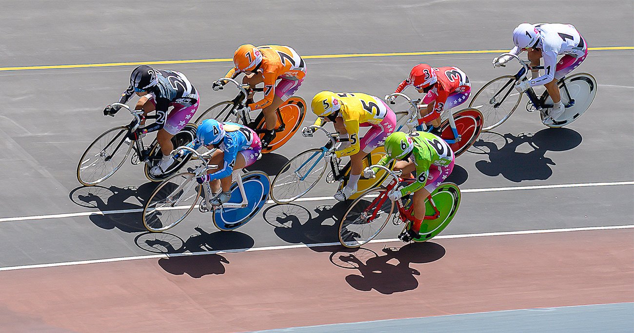 競馬、競輪、競艇…「公営ギャンブルは50～60代に始めるべき」入門書の