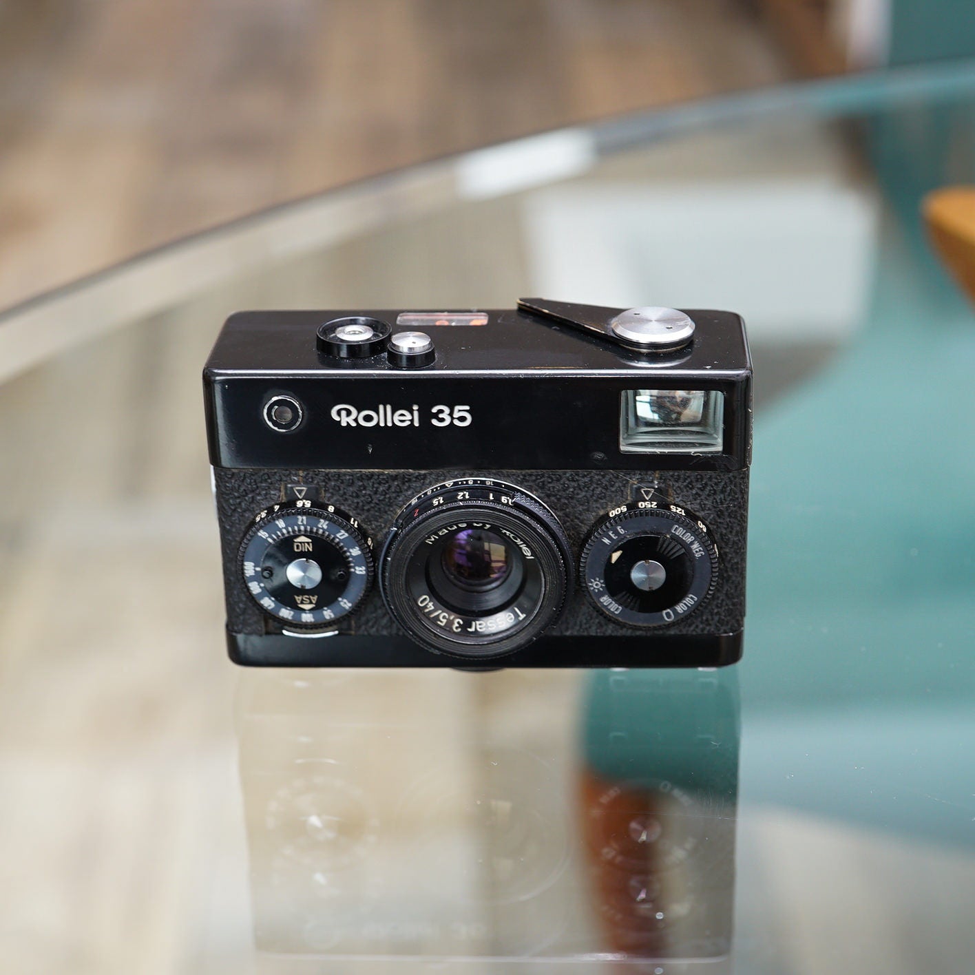 Rollei 35 ブラック (Tessar 40mm f/3.5) – Doppietta-Tokyo