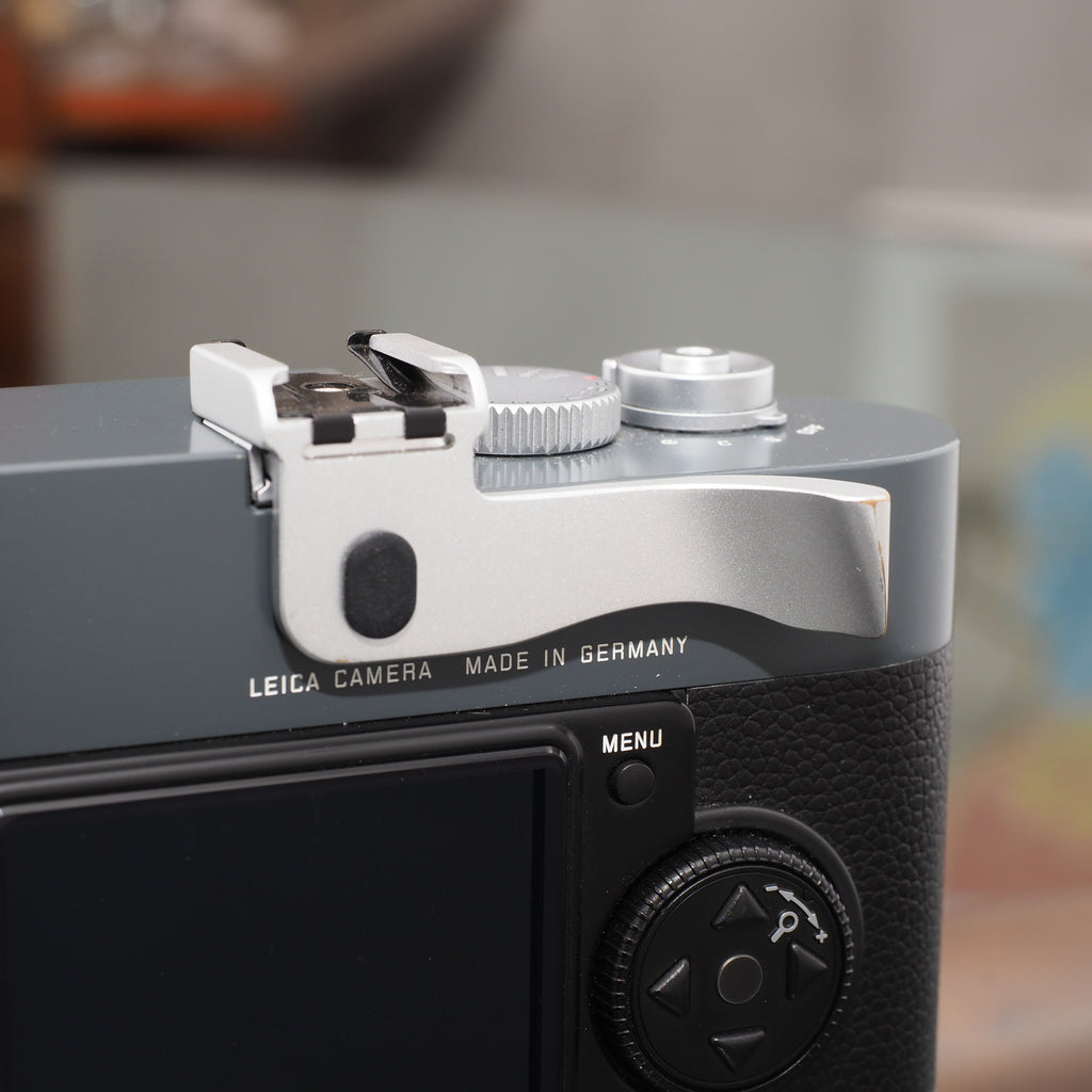 Leica M-E アンスラサイトグレー – Doppietta-Tokyo